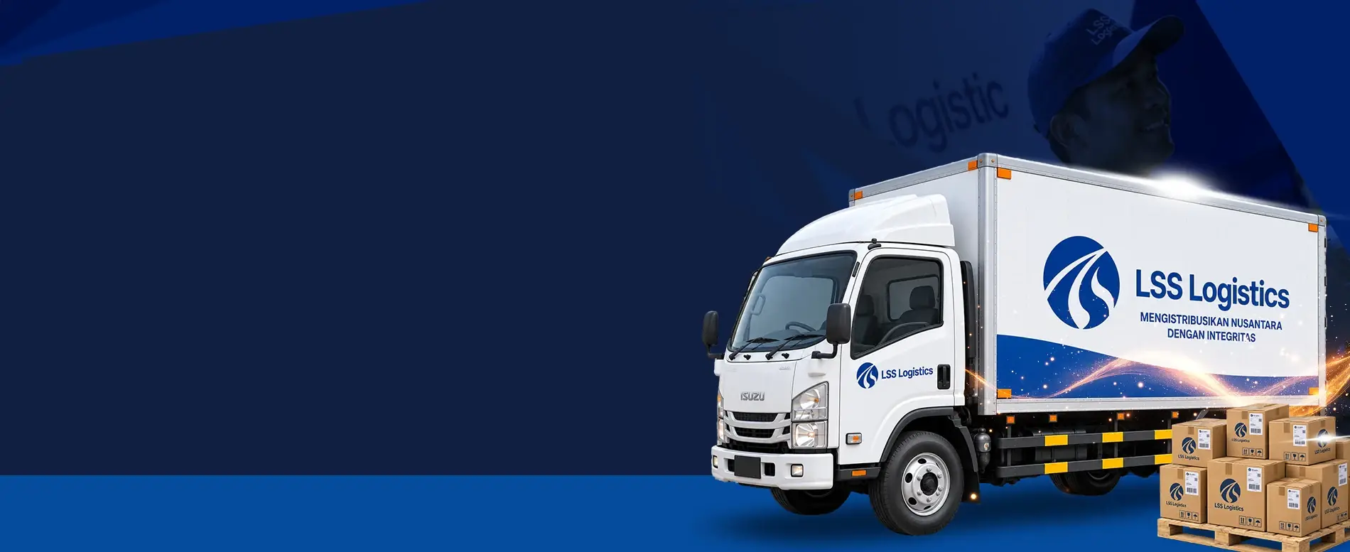 Truk box LSS Logistics dengan tumpukan paket kargo siap kirim antar pulau